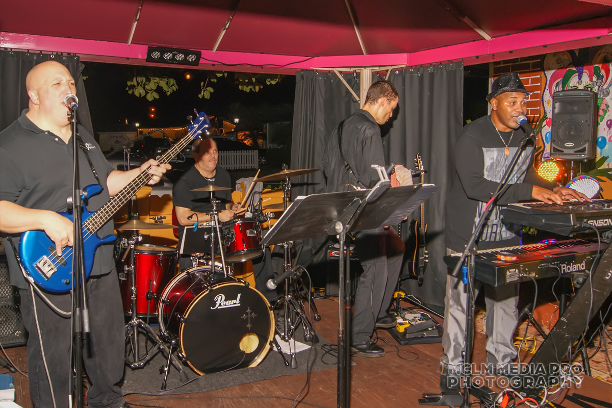 Fullhouse Entertainment Co Party Music. MCLM Media Pro Social Media Marketing and Video Production on the Treasure Coast. Martin County Lifestyle Magazine, Stuart, Florida